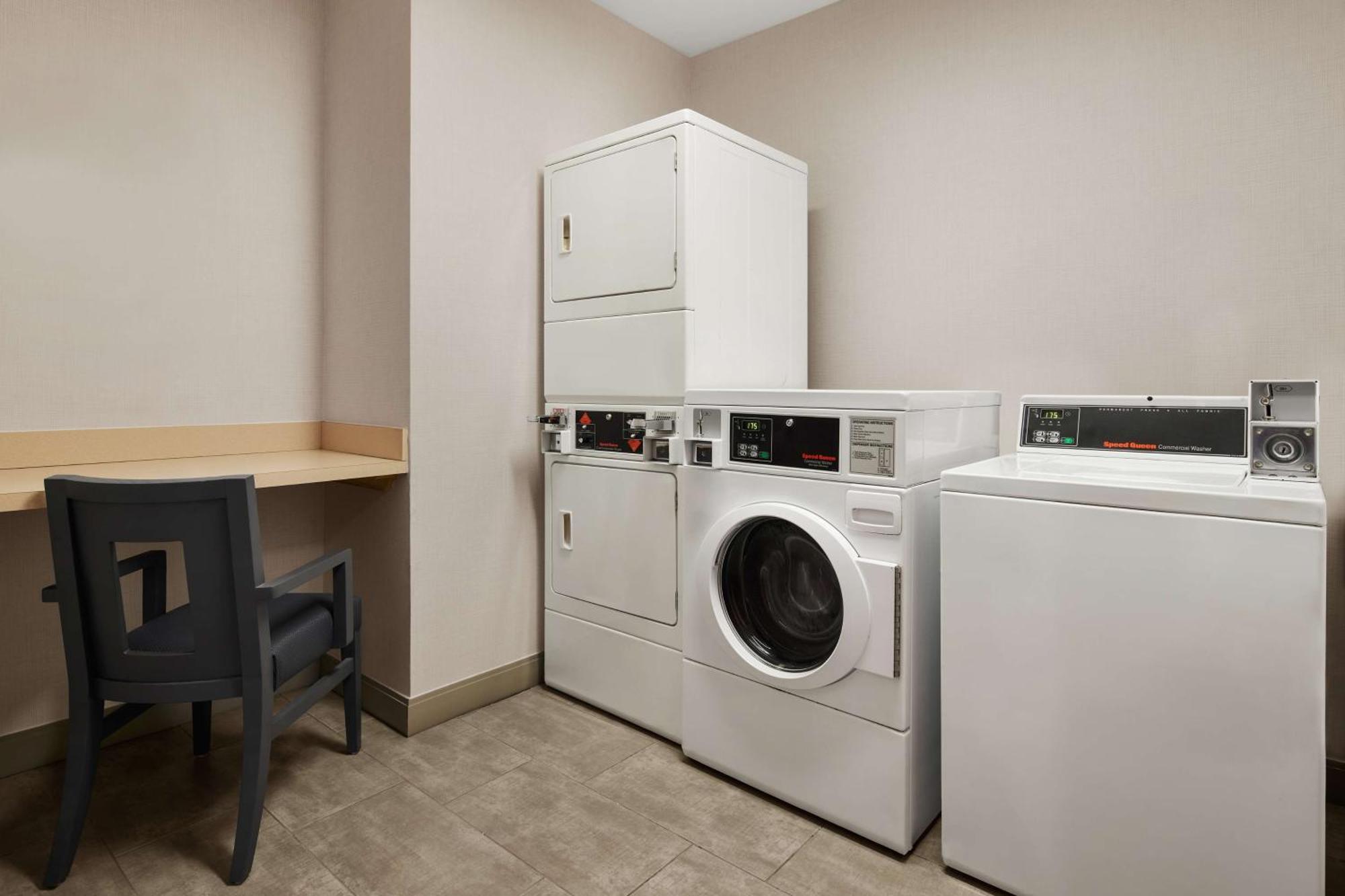 Hilton Garden Inn Las Vegas/Henderson Εξωτερικό φωτογραφία